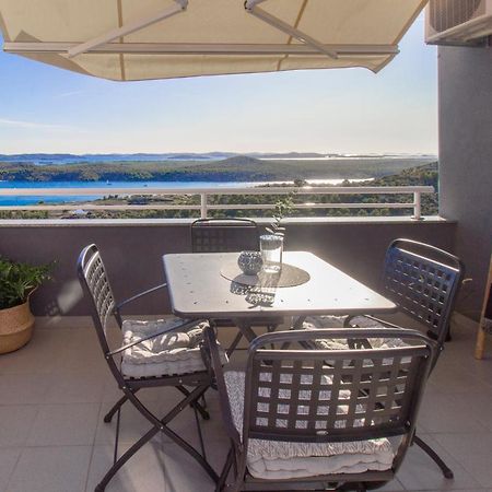 Apartment Sea View Σίμπενικ Εξωτερικό φωτογραφία