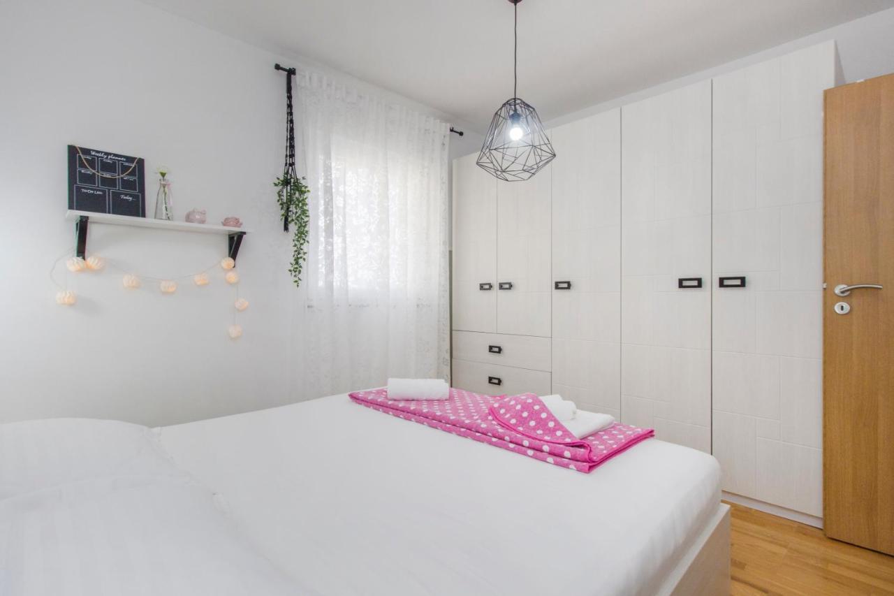 Apartment Sea View Σίμπενικ Εξωτερικό φωτογραφία
