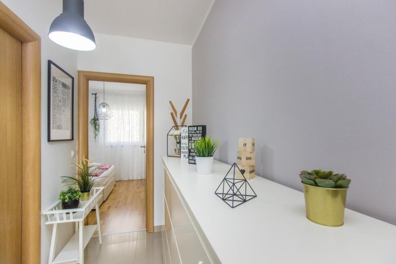 Apartment Sea View Σίμπενικ Εξωτερικό φωτογραφία